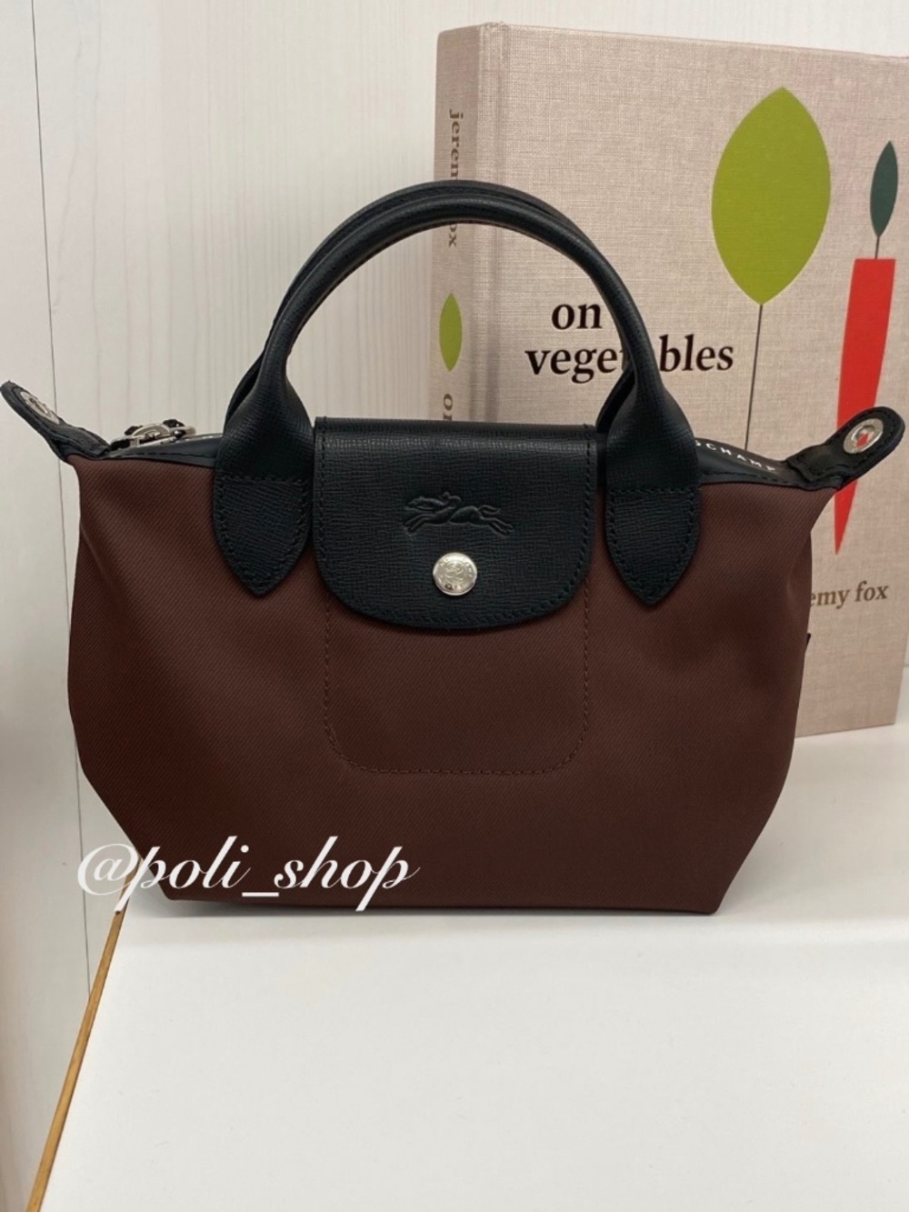 NWT Longchamp Energy - Picture 2 of 3